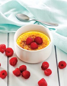 Vanilla bean creme brulee